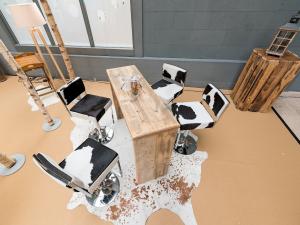 Cow Barhocker Kuhfell 1